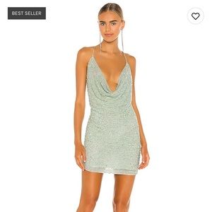 Gorgeous beaded dress that fits true to size!